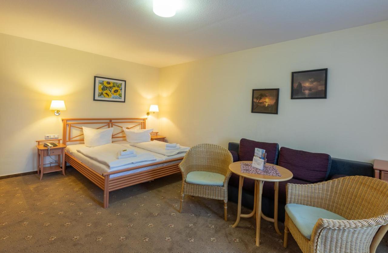 Hotel Am Wariner See Exterior photo