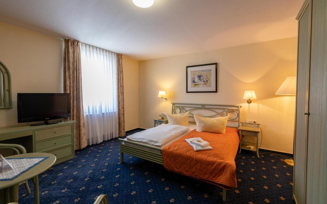 Hotel Am Wariner See Exterior photo