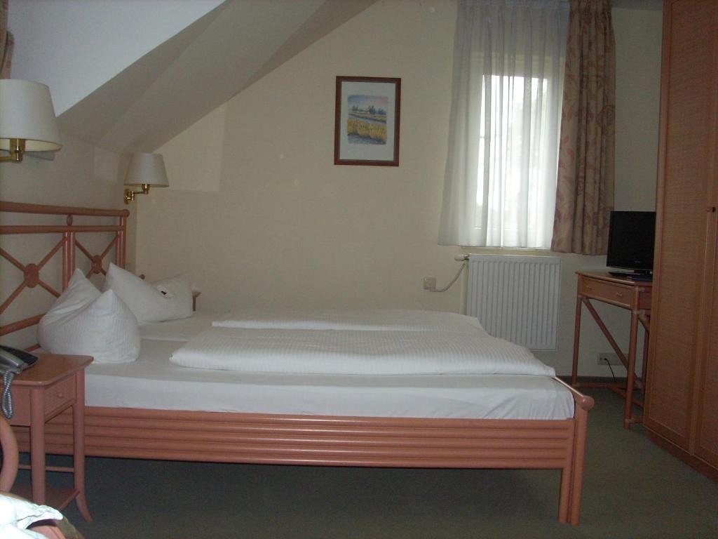 Hotel Am Wariner See Room photo