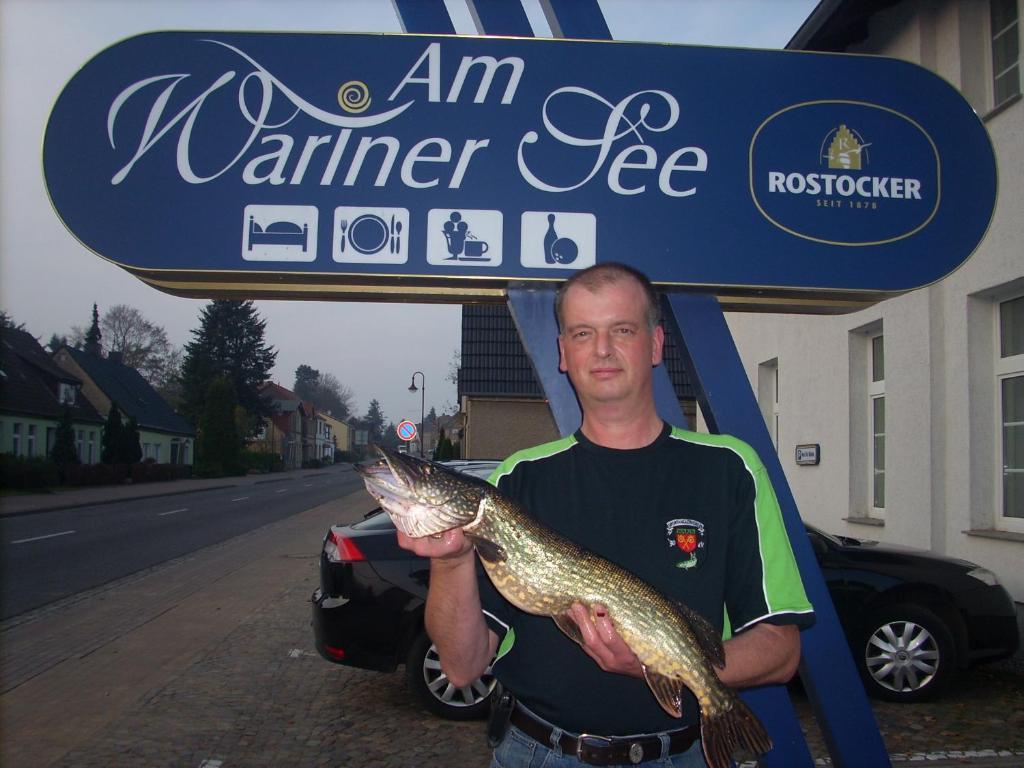 Hotel Am Wariner See Exterior photo